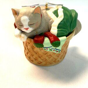 Hallmark Keepsake Ornament Cat Naps Collectors 1998 Handcrafted Final In Series